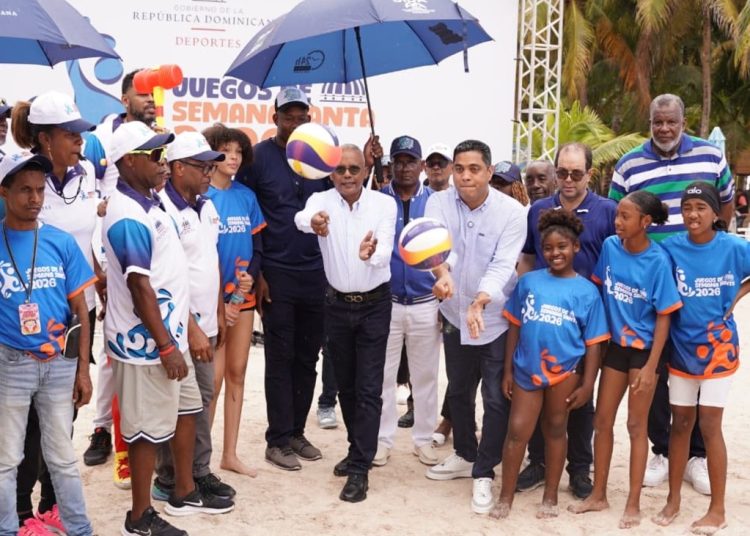 Ministro Kelvin Cruz inaugura Juegos de Semana Santa 2026 en 18 provincias