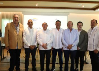 Mescyt lanza Programa de Inglés Virtual para la Empleabilidad con 5,000 becas para el sector turístico de la región