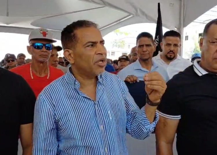 Juan Marte alerta sobre crecimiento del empleo informal y desplazamiento laboral en el país