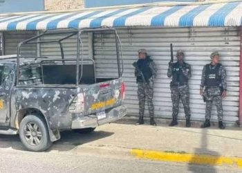 Navarrete amanece militarizado en medio de paro por 24 horas en reclamo de obras sociales