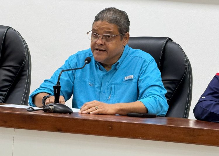 Más de 30 mil evacuados y 14 comunidades incomunicadas por intensas lluvias en el país