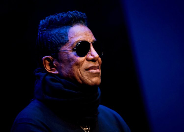 Jermaine Jackson podría enfrentar millonaria indemnización por no responder a demanda civil en California