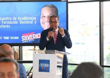 Radhamés Silverio reúne a más de 300 doctores y proyecta una nueva etapa de liderazgo científico en la UASD