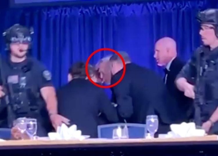 «Es una escena de un crimen»: así se vivió el tiroteo de la cena de Trump desde dentro