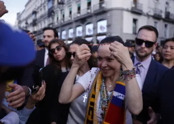 Miles aclaman a María Corina Machado en Madrid al grito de “¡Presidenta!”