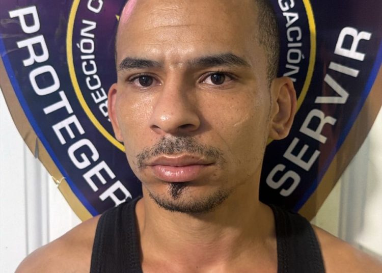 Policía captura a “Cacón”, implicado en asalto a estudiantes captado en video en SDE