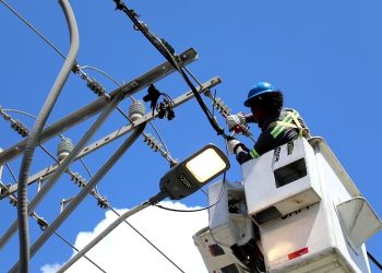 Edeeste invierte más de RD$57 millones en alumbrado público para fortalecer la seguridad ciudadana y vial