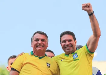 Exjefe de inteligencia de Bolsonaro es liberado por ICE en EE.UU. de acuerdo con allegados