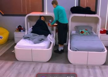 La “Viuda Blanca” sorprendió a Karla con un desayuno por su cumpleaños