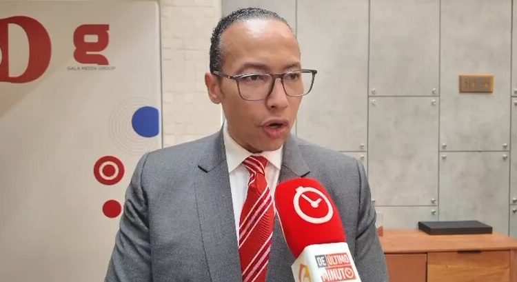 Nuevo pasaporte electrónico reduce tiempo en control migratorio, destaca Lorenzo Ramírez