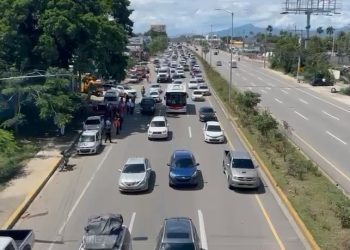Autoridades inician “Retorno Seguro” en Santiago con carreteo simultáneo