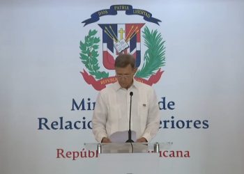 Presidente dispone que ingresos de los consulados pasen al Estado como plan para optimizar recursos