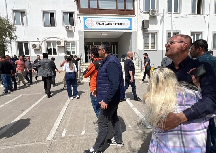 Un alumno de 14 años mata a cuatro personas y hiere a 20 en un colegio de Turquía
