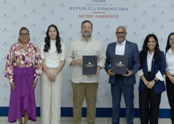 Medio Ambiente firma acuerdo de cooperación con Hodelpa Hospitality