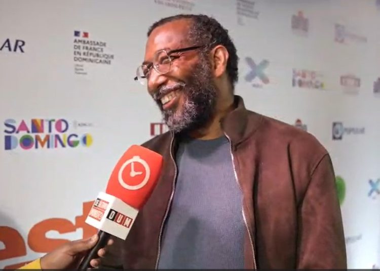 Johnnie Mercedes celebra el FESTAE 2026 y destaca su valor para el teatro dominicano
