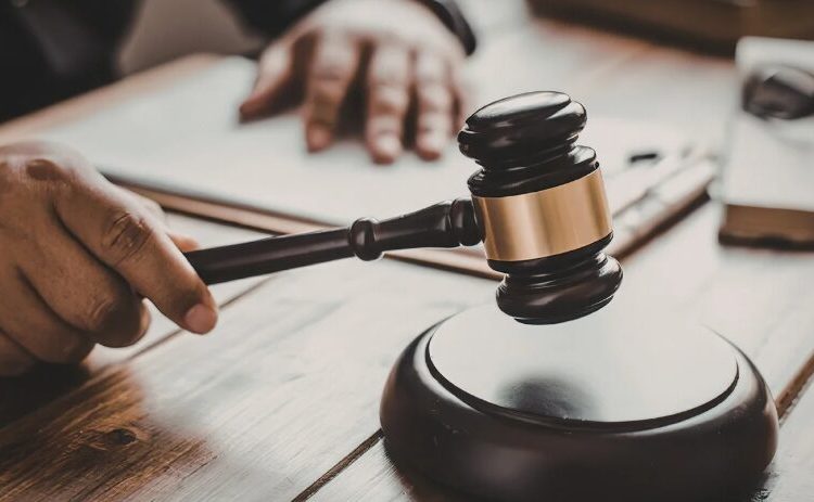 Condenan a 30 años de prisión a hombre por asesinato de expareja en Azua