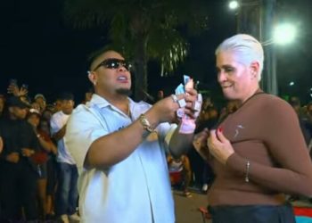 Bulín 47 donó RD$100,000 a “La Viuda Blanca” durante misión en Planeta Alofoke