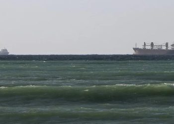 Unos 40 países trabajarán con la OMI para liberar 2.000 buques atrapados en Ormuz