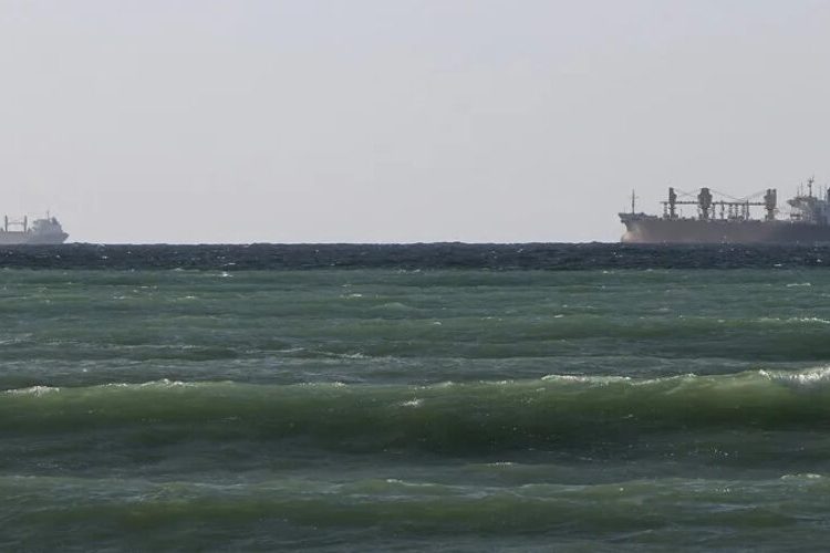 Unos 40 países trabajarán con la OMI para liberar 2.000 buques atrapados en Ormuz