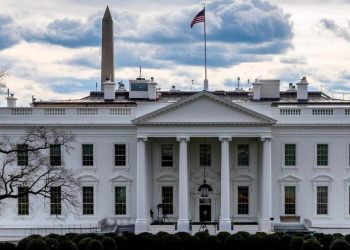 La Casa Blanca presenta el diseño del arco del triunfo de Trump para Washington