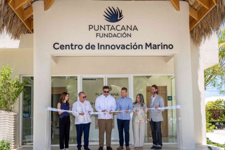 Fundación Puntacana inaugura el Centro de Innovación Marino en Playa Blanca