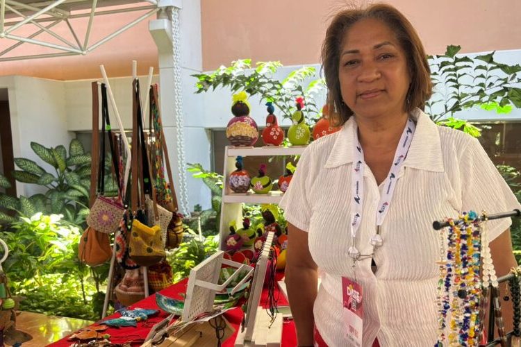 Artesanos dominicanos brillan en DATE 2026 con identidad y tradición