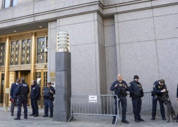 EE.UU. autoriza a Venezuela el pago de los abogados de Nicolás Maduro y Cilia Flores