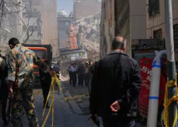 EE.UU. e Israel bombardean intensamente Irán horas antes de que venza el plazo de Trump