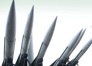 Corea del Norte reconoce varias pruebas de misiles, incluida una con bombas de racimo