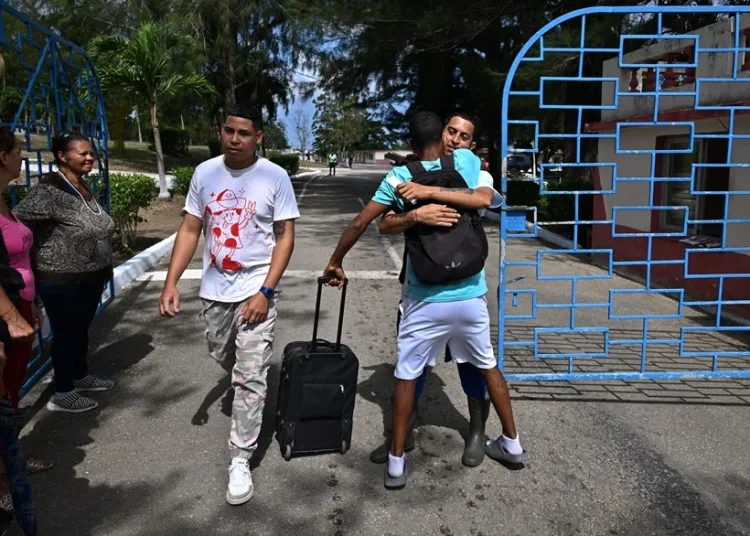 El Gobierno de Cuba inicia la excarcelación de más de 2.000 presos tras anunciar su indulto