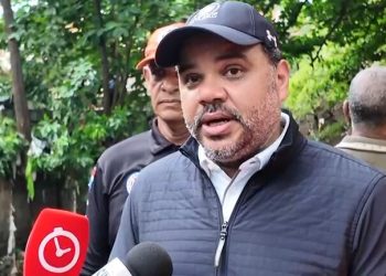 Defensor del Pueblo recorre zonas afectadas en Los Ríos y llama a seguir orientaciones oficiales tras lluvias