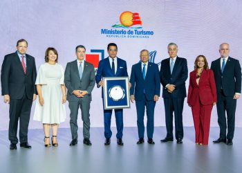 Destacan rol de la banca en la expansión del turismo