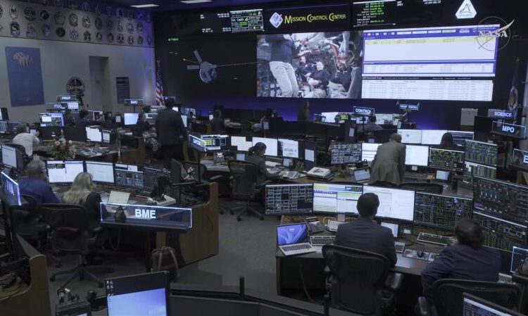 Día 2 de la misión Artemis II: Orion completa la maniobra TLI y la tripulación comienza el viaje a la Luna