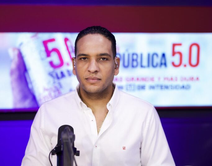 Hansel García estalla contra políticos y partidos que usan «turbas de motoristas» en caravanas