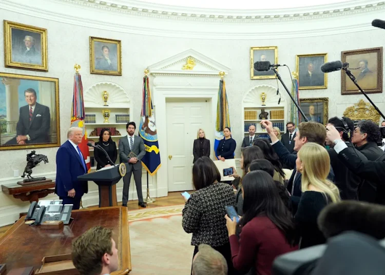 EE.UU. niega que haya accedido a desbloquear parte de los activos congelados de Irán