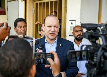 Alcalde Ulises Rodríguez respalda diálogo nacional ante impacto de crisis internacional