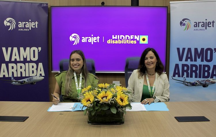 Arajet implementa programa Sunflower para pasajeros con discapacidades no visibles