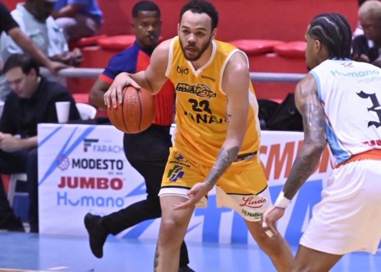 Metros de Santiago inician con contundente triunfo sobre Titanes del Sur