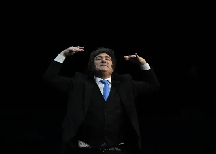 Javier Milei afirma que competirá por la reelección en las elecciones de 2027 en Argentina