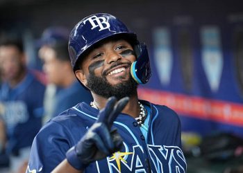 Caminero dispara jonrón y Rays vencen a Rojos para evitar la barrida