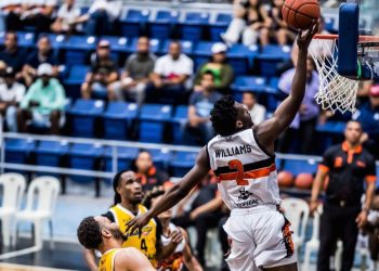 Jordan Hall decide sobre la chicharra y mantiene invictos a los Metros de Santiago