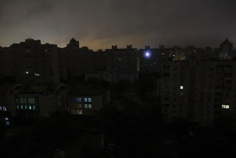 Hombre mata en Kiev a seis personas y hiere a otras nueve antes de ser abatido