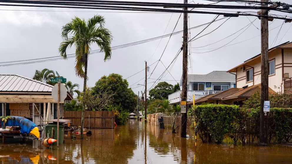 Aumenta la amenaza de inundaciones en Hawái por nuevas tormentas semanas después de lluvias intensas