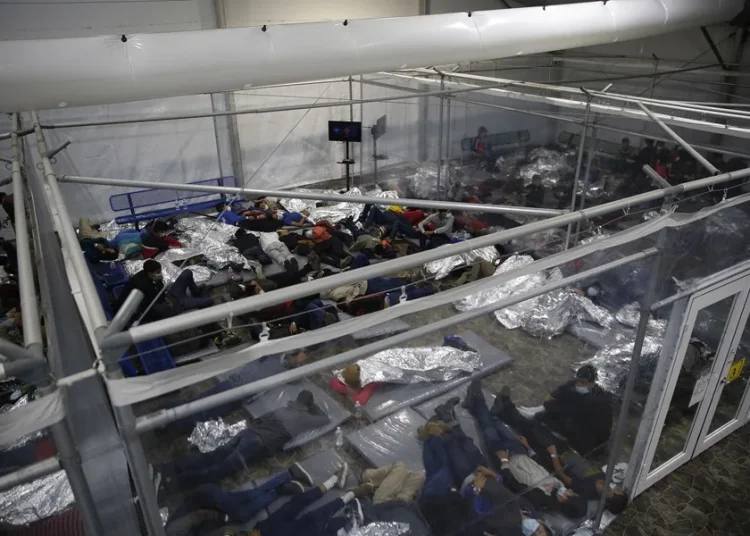 Más de 6.200 niños han sido detenidos en centros para migrantes en EE.UU. en el último año