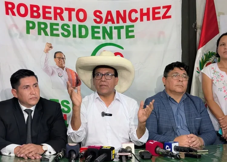 El candidato Roberto Sánchez rechaza fraude y pide respeto al voto del «Perú profundo»