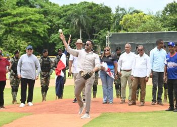 Fedom inaugura la Liga Juvenil Doble A dedicada a Nelson Cruz