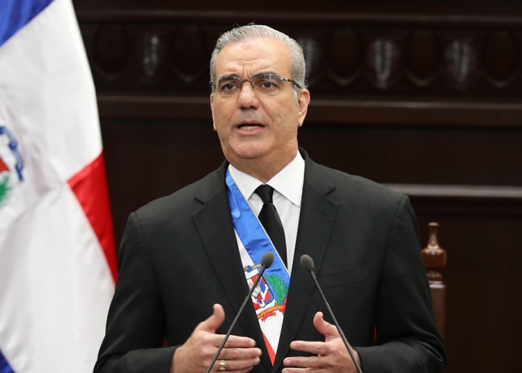 Abinader: ayudas llegarán de forma paulatina mientras Gobierno se mantiene en sesión permanente por lluvias