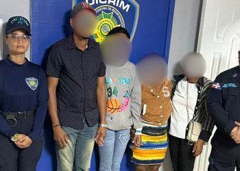 Policía localiza sana y salva adolescente reportada como desaparecida en Santiago