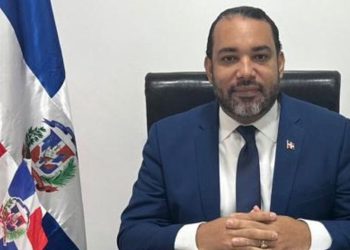 Cónsul dominicano en Sevilla respalda reformas al sistema consular impulsadas por Abinader