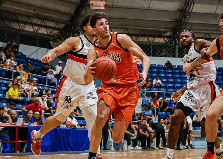 Anderson Mirambeaux lidera triunfo de los Reales en cerrado duelo ante los Cañeros